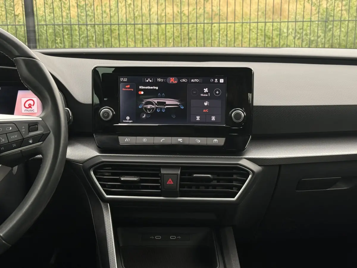 1.0 eTSI FR Business Intense | Carplay | PDC | ACC | Stoelverwarming |