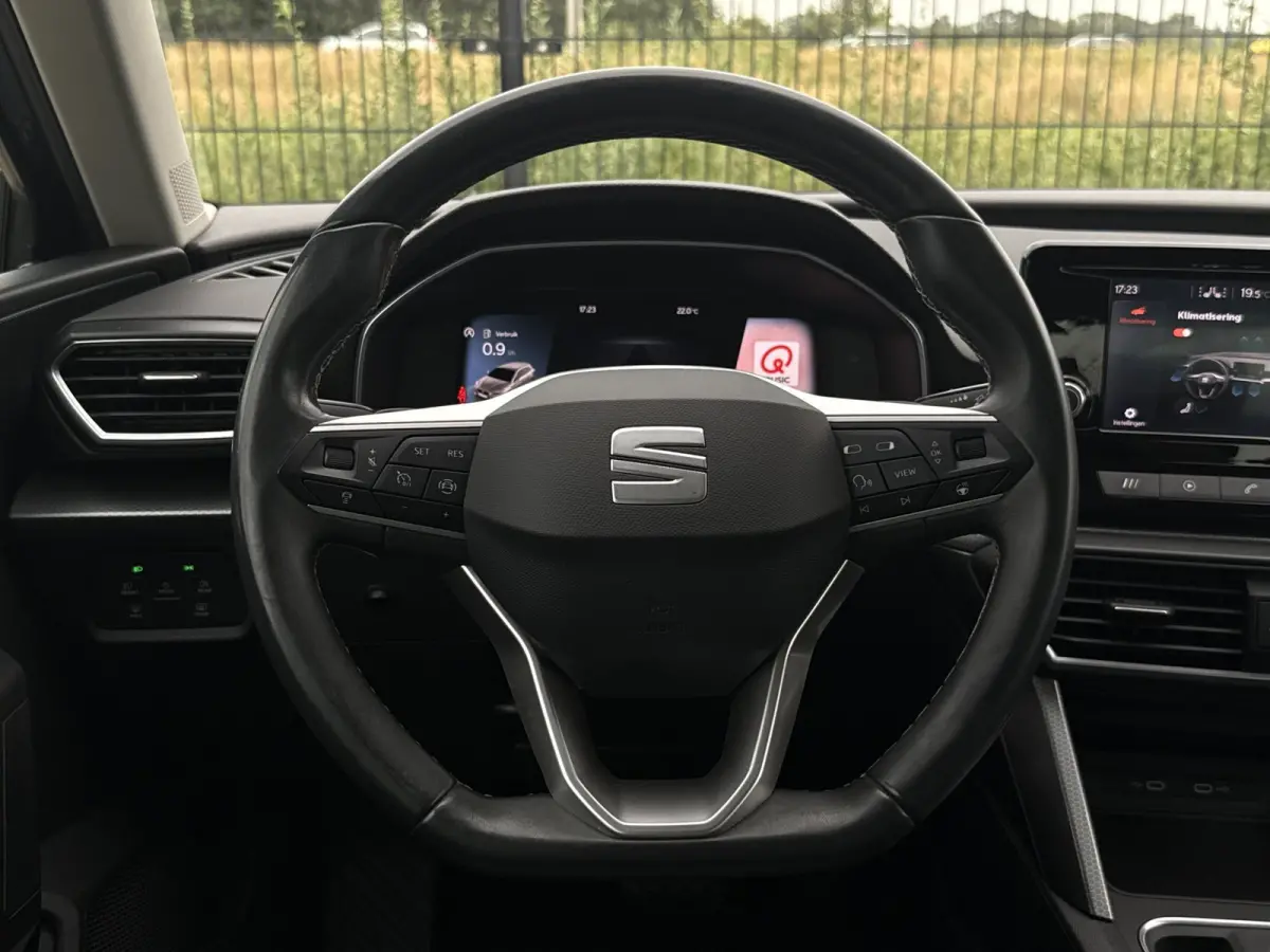 1.0 eTSI FR Business Intense | Carplay | PDC | ACC | Stoelverwarming |