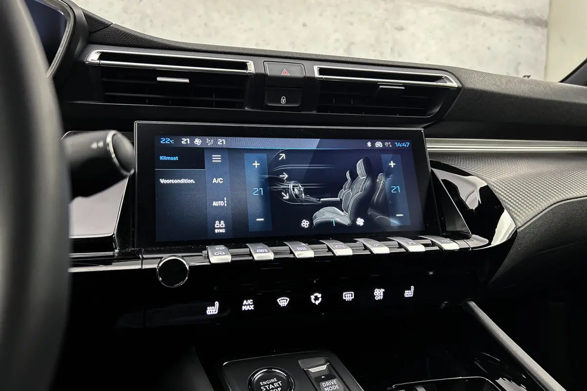 | KLH-01-N | 225 pk 1.6 Plug-in Hybrid | Draadloos Carplay | Adaptive Cruise | Camera rondom