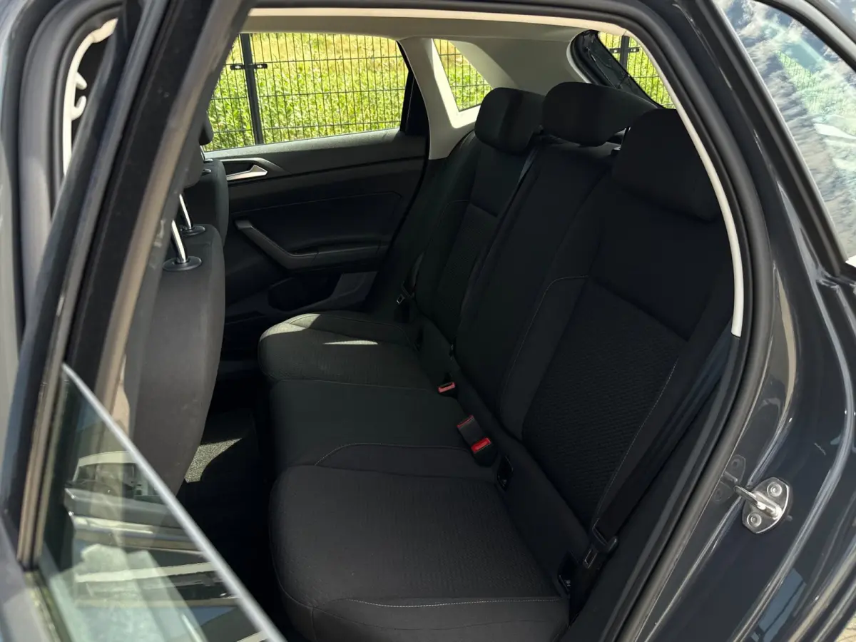 1.0 TSI Comfortline Business | Camera | Carplay | PDC |