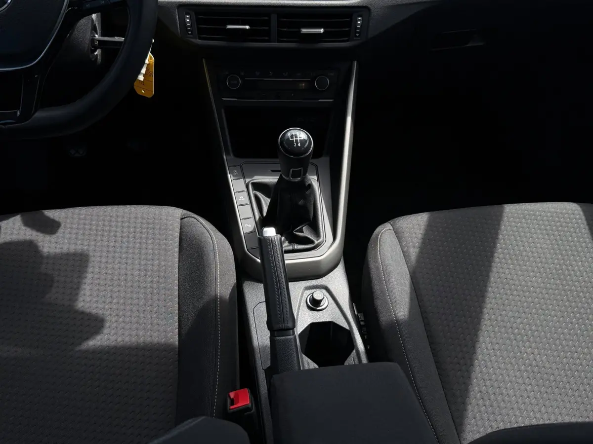 1.0 TSI Comfortline Business | Camera | Carplay | PDC |