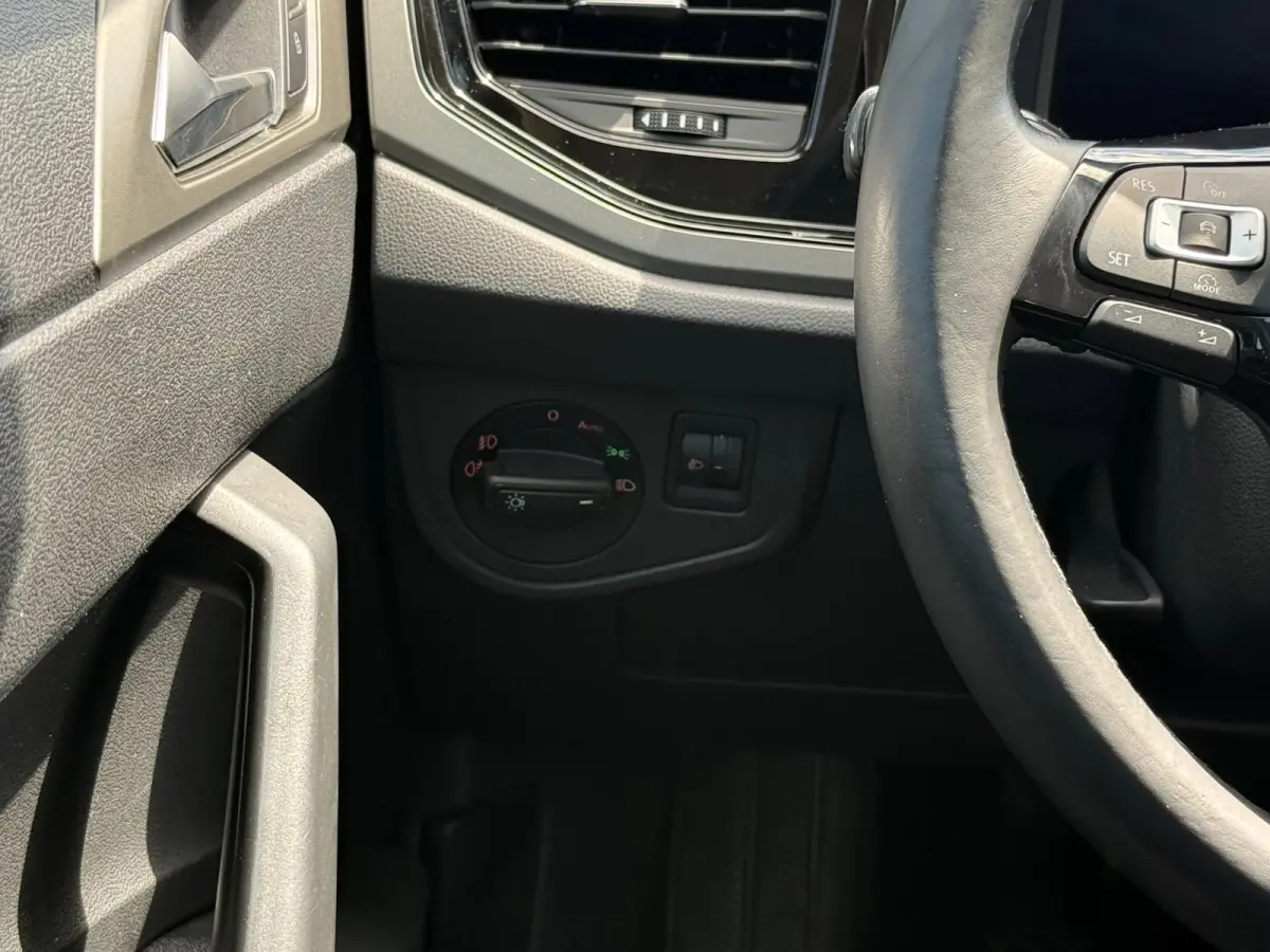 1.0 TSI Comfortline Business | Camera | Carplay | PDC |