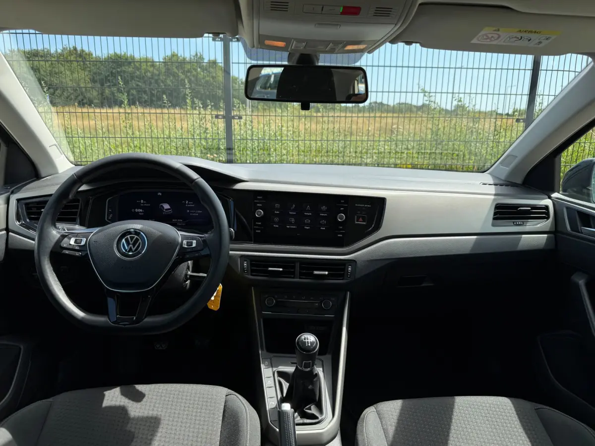 1.0 TSI Comfortline Business | Camera | Carplay | PDC |