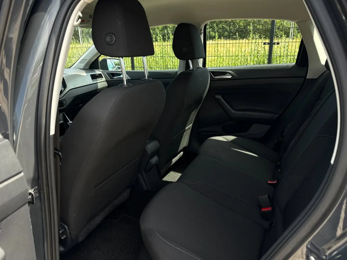 1.0 TSI Comfortline Business | Camera | Carplay | PDC |