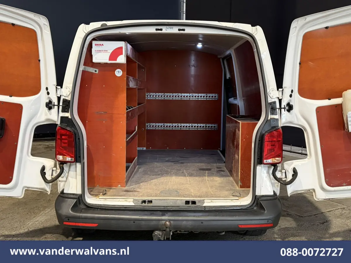 2.0 TDI 150pk L2H1 Euro6 Airco | Camera | Apple Carplay | 2500kg Trekhaak | Cruisecontrol Android Auto, Parkeersensoren, Leder, Bijrijdersbank