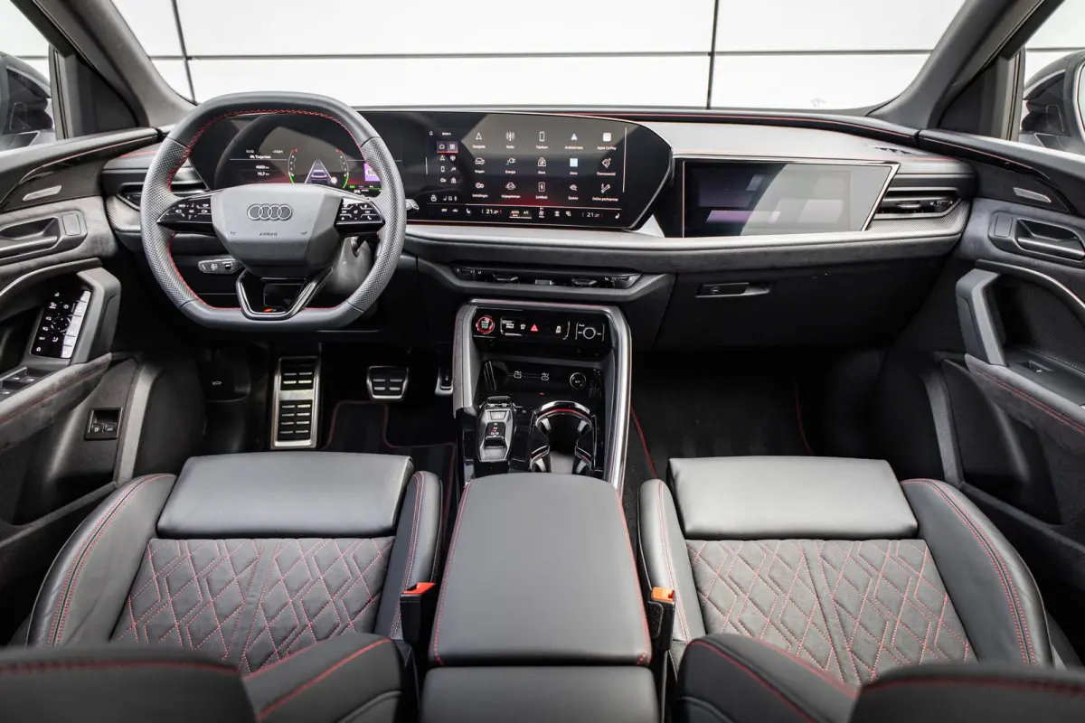 2.0 e-hybrid 367pk quattro S edition Competition | Panoramadak | B&O | 22" Velgen | Head-up | ACC | Tech Pro Pakket | 360 Camera