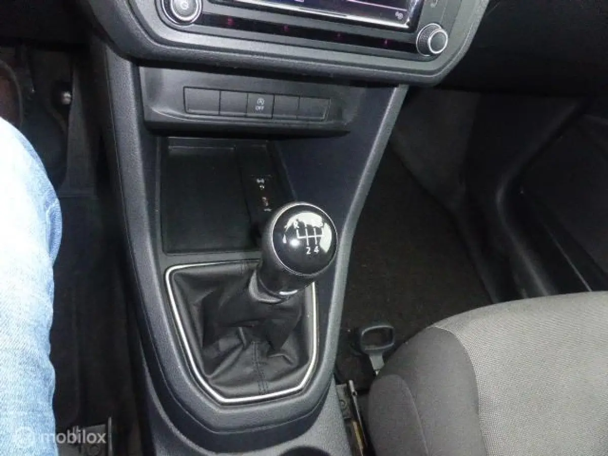 Bestel 2.0 TDI L1H1 BMT C-Edition