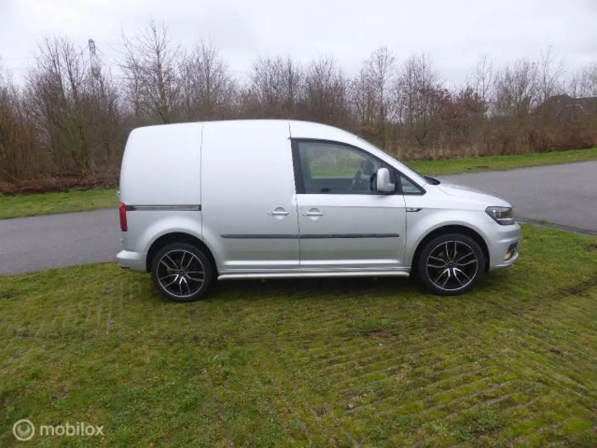 Bestel 2.0 TDI L1H1 BMT C-Edition