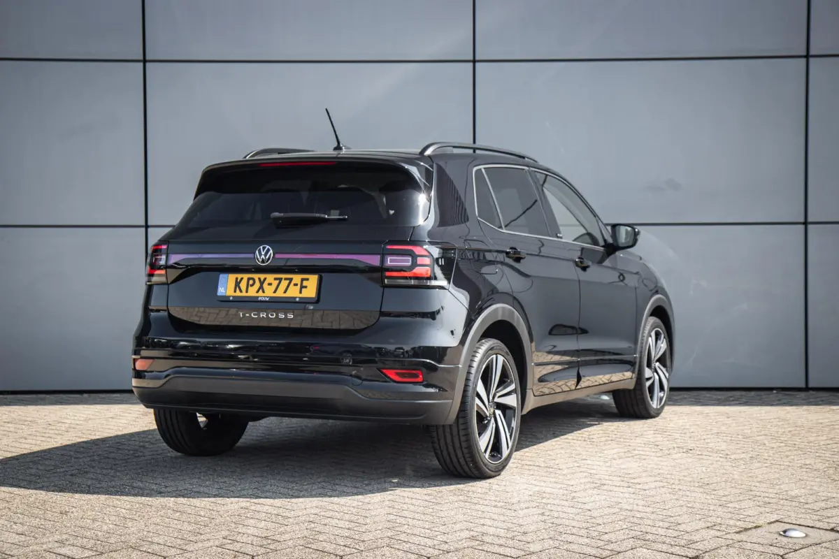 1.0 TSI 110pk DSG R-Line | 18" Velgen | Cruise Control Adaptief | Stoelverwarming
