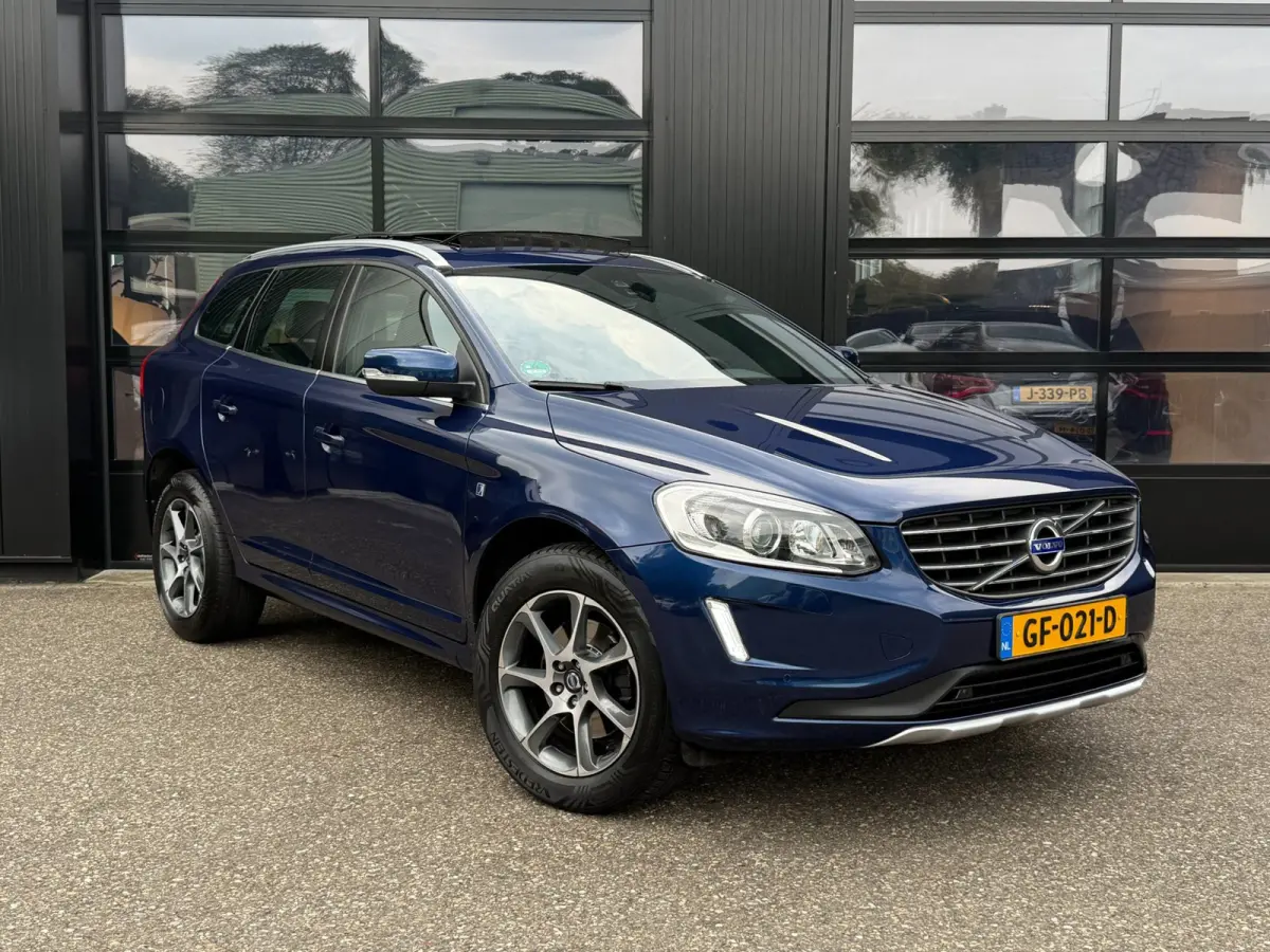 2.0 T5 FWD Ocean Race Pano Camera Trekh.