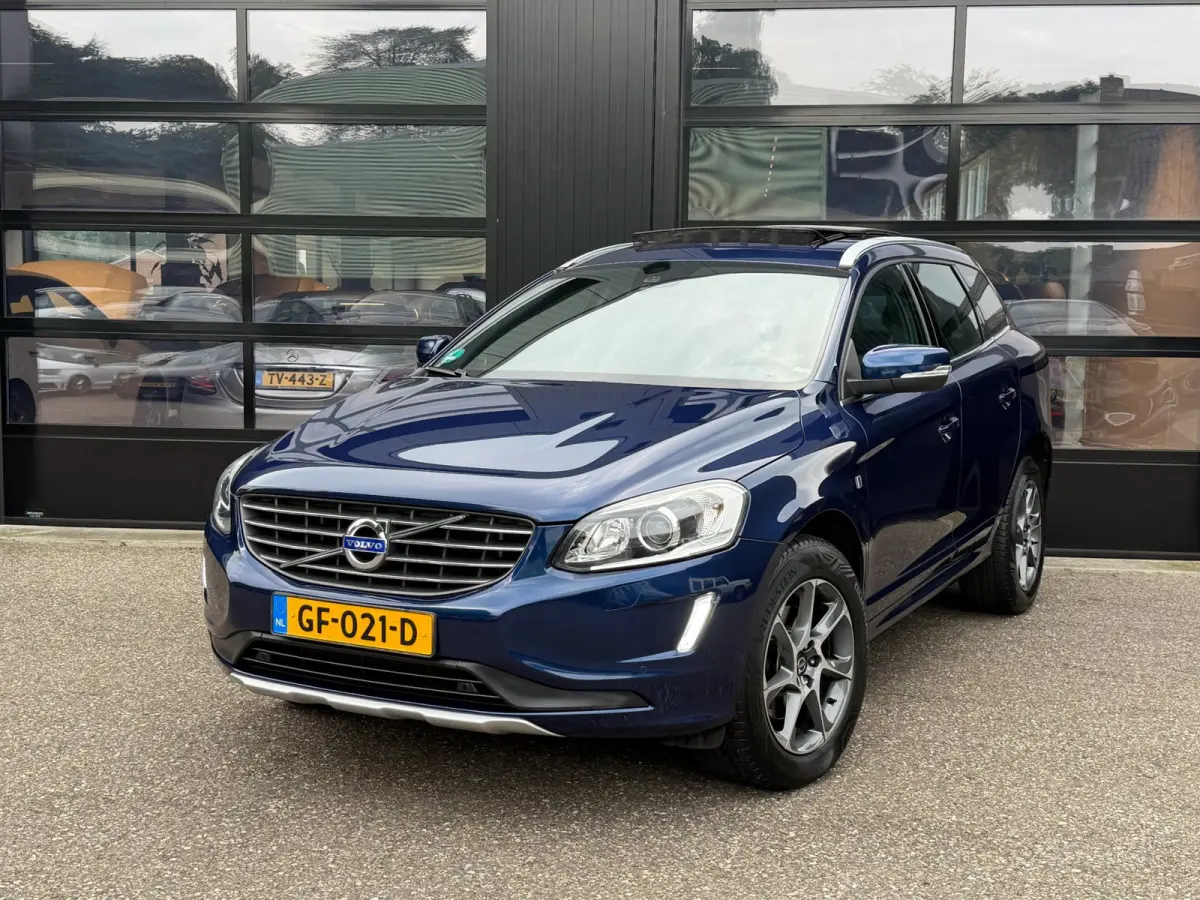 2.0 T5 FWD Ocean Race Pano Camera Trekh.