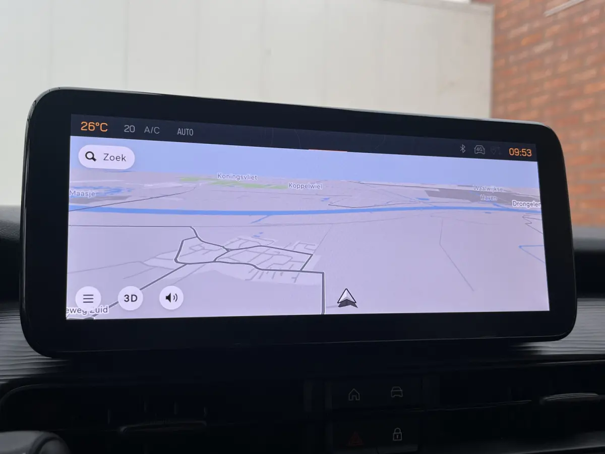 100 Black Altitude | Keyless | Adaptive Cruise Control | Elektrische achterklep | Achteruitrijcamera | Carplay/Android Auto |
