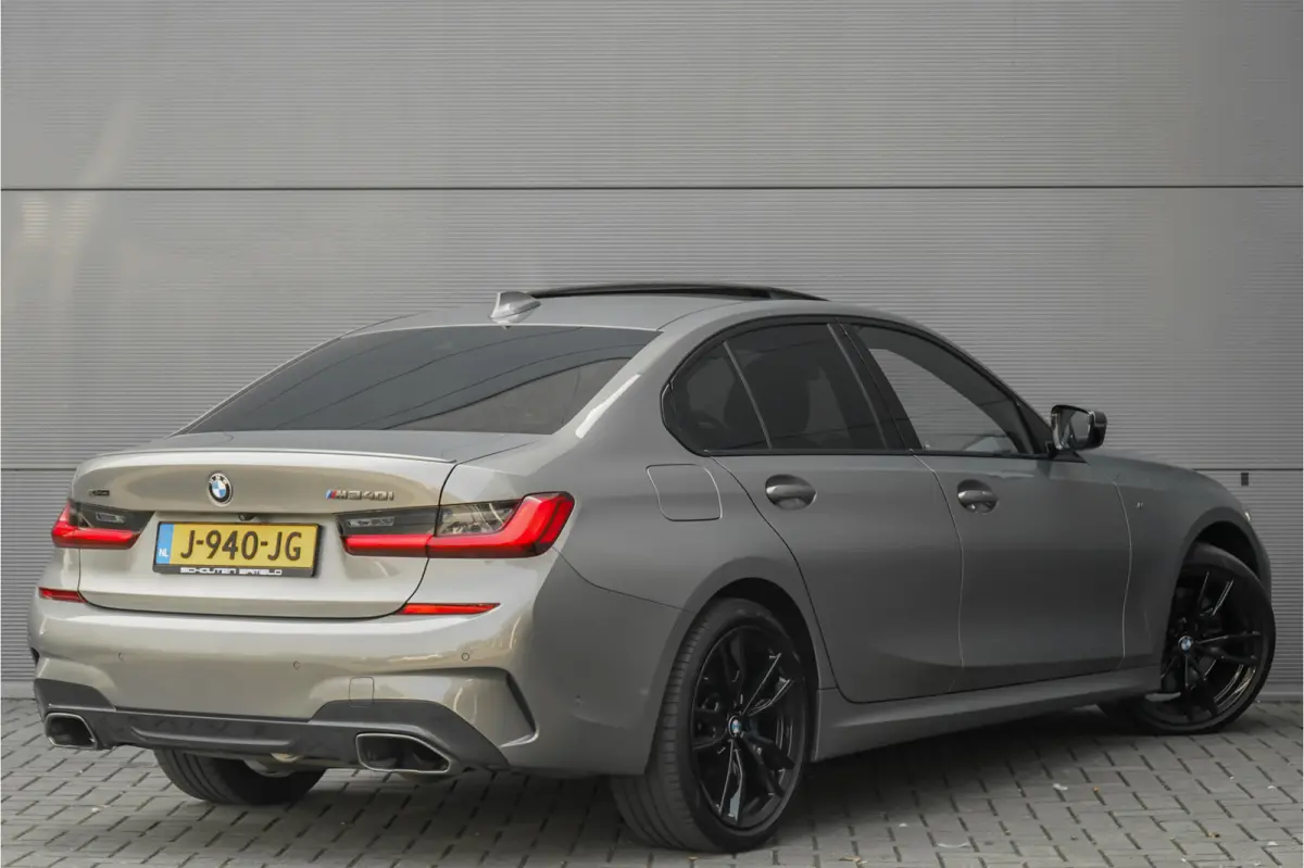 M340i xDrive Schuifdak LASER ACC Individual H/K 1e Eig