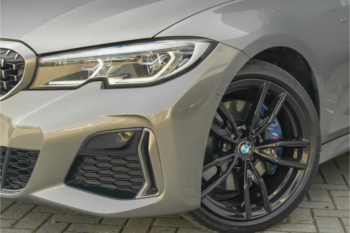 M340i xDrive Schuifdak LASER ACC Individual H/K 1e Eig