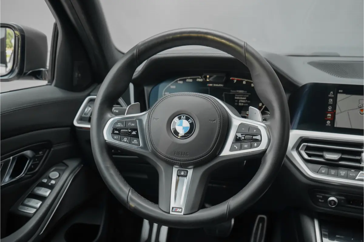 M340i xDrive Schuifdak LASER ACC Individual H/K 1e Eig