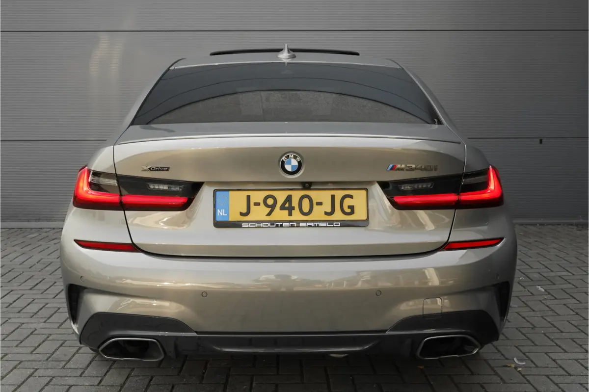 M340i xDrive Schuifdak LASER ACC Individual H/K 1e Eig