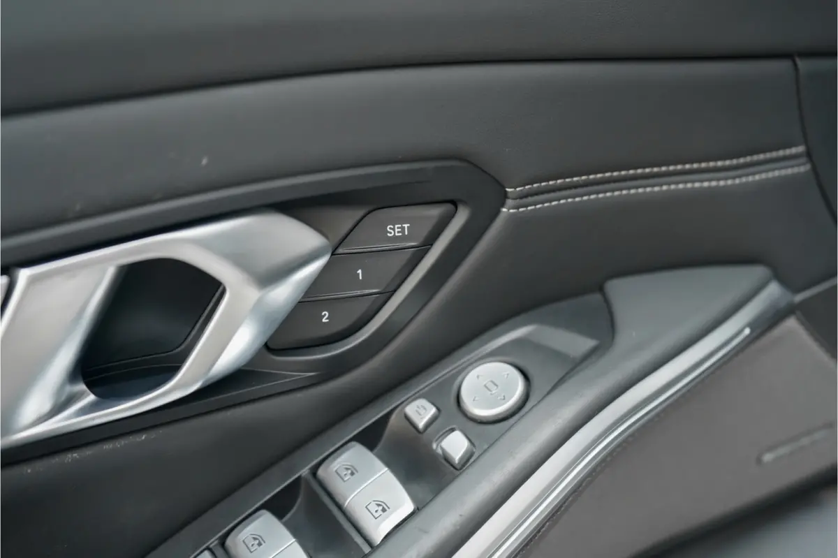M340i xDrive Schuifdak LASER ACC Individual H/K 1e Eig