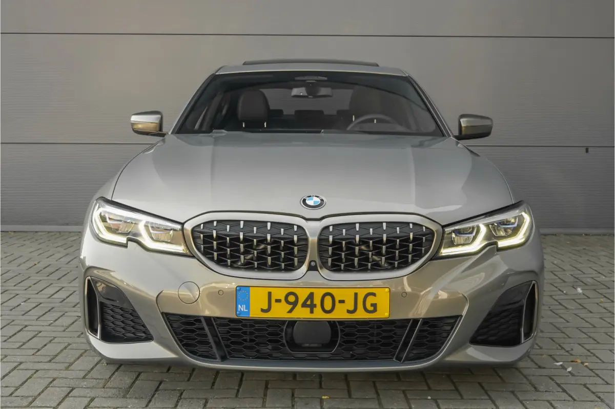 M340i xDrive Schuifdak LASER ACC Individual H/K 1e Eig