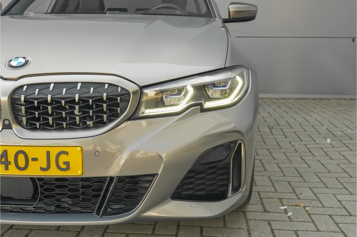 M340i xDrive Schuifdak LASER ACC Individual H/K 1e Eig