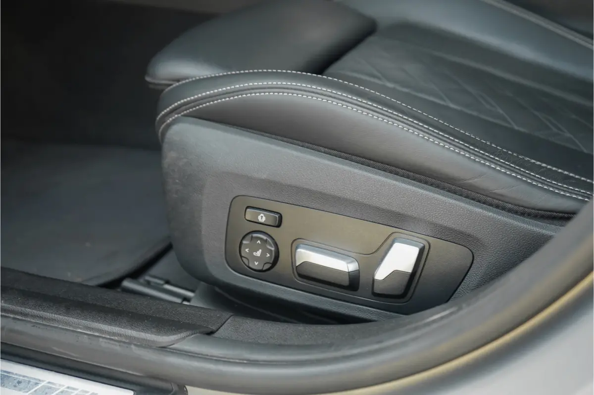 M340i xDrive Schuifdak LASER ACC Individual H/K 1e Eig