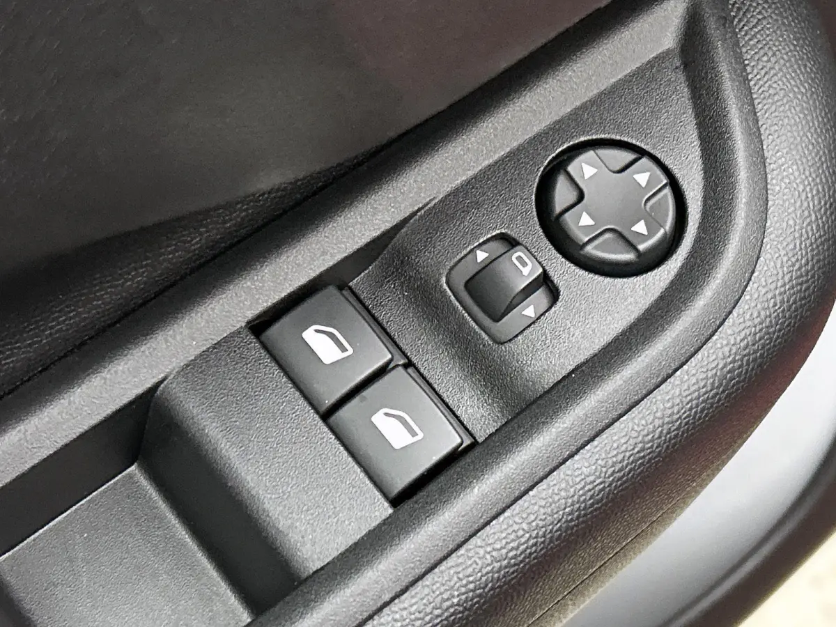 1.2 Turbo 100pk You | Airco | Cruise Control | Bluetooth | LED | Parkeersensoren Achter