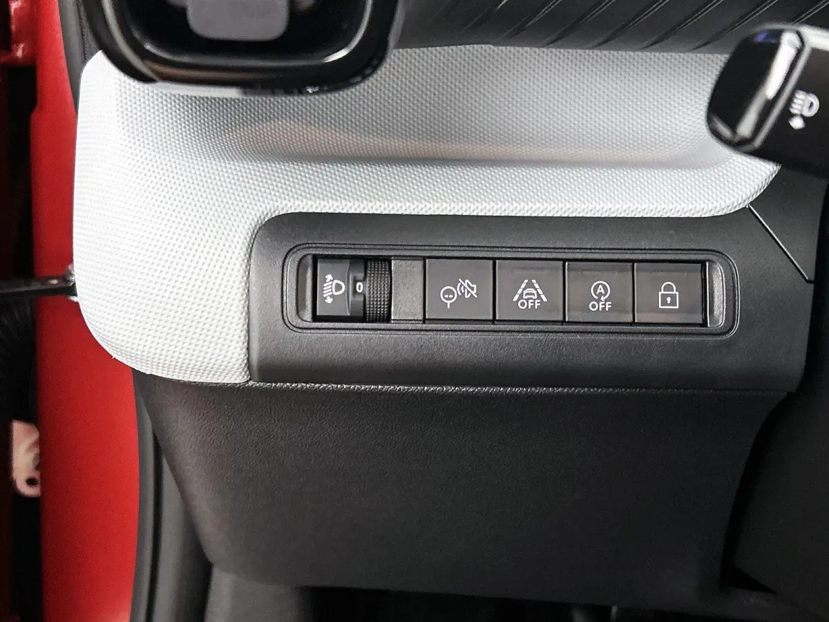 1.2 Turbo 100pk You | Airco | Cruise Control | Bluetooth | LED | Parkeersensoren Achter