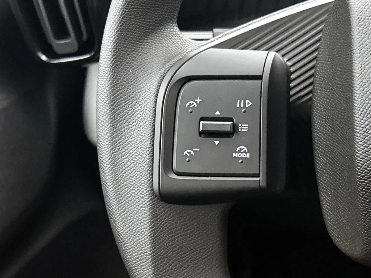1.2 Turbo 100pk You | Airco | Cruise Control | Bluetooth | LED | Parkeersensoren Achter