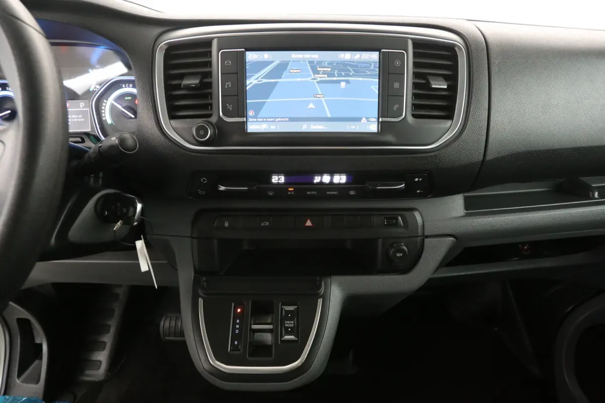 Fiat e-Scudo 75 kWh L3H1 | Snelladen | SOH 93% | Clima | Camera | 3 Zits | Carplay | Cruise | Parkeersens.