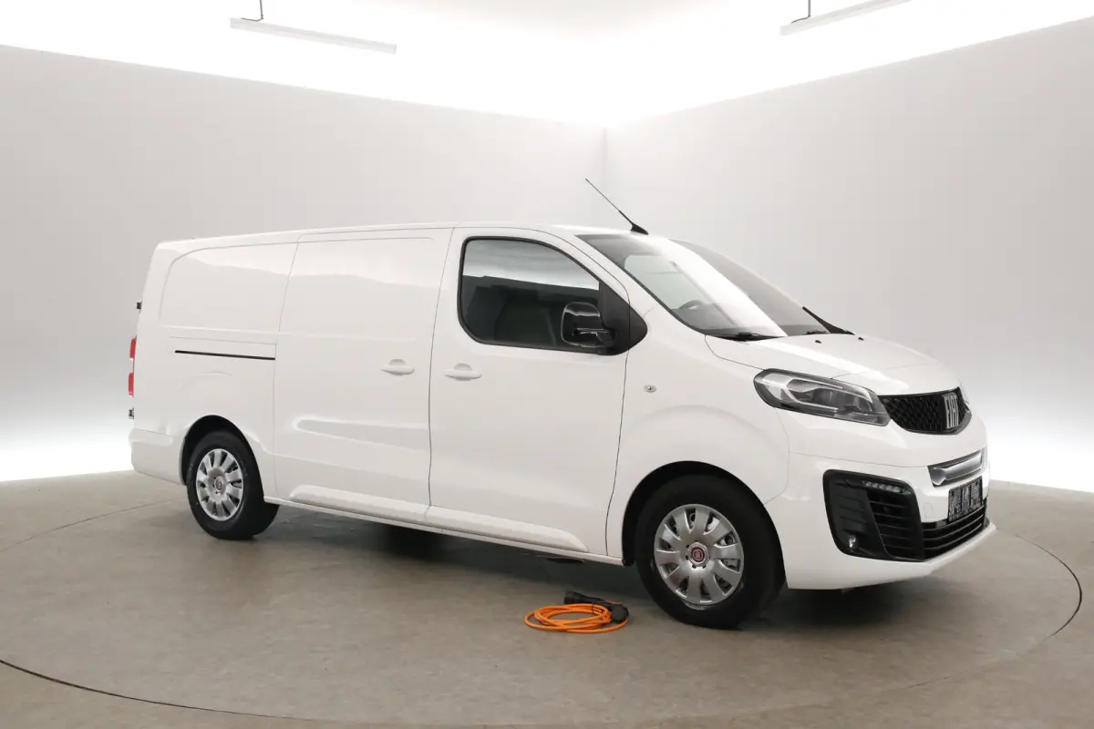 Fiat e-Scudo 75 kWh L3H1 | Snelladen | SOH 93% | Clima | Camera | 3 Zits | Carplay | Cruise | Parkeersens.