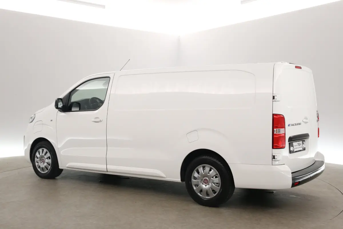 Fiat e-Scudo 75 kWh L3H1 | Snelladen | SOH 93% | Clima | Camera | 3 Zits | Carplay | Cruise | Parkeersens.