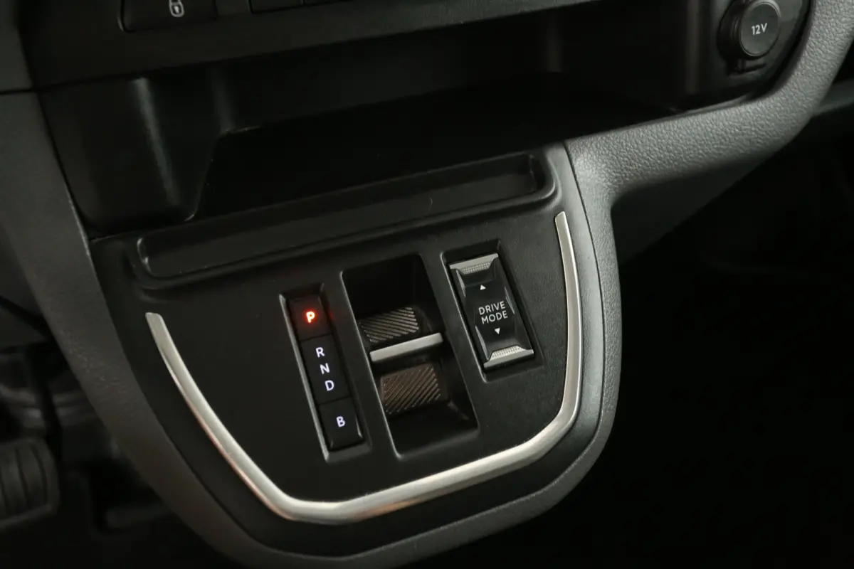 Fiat e-Scudo 75 kWh L3H1 | Snelladen | SOH 93% | Clima | Camera | 3 Zits | Carplay | Cruise | Parkeersens.