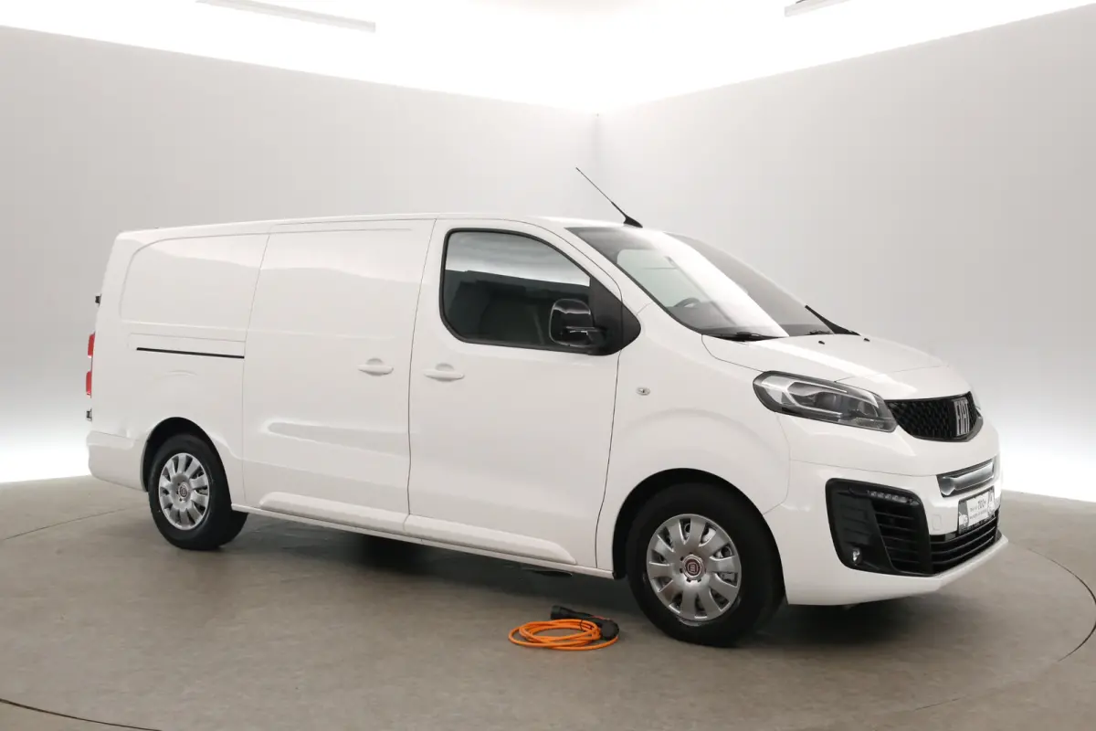 Fiat e-Scudo 75 kWh L3H1 | Snelladen | SOH 93% | Clima | Camera | 3 Zits | Carplay | Cruise | Parkeersens.