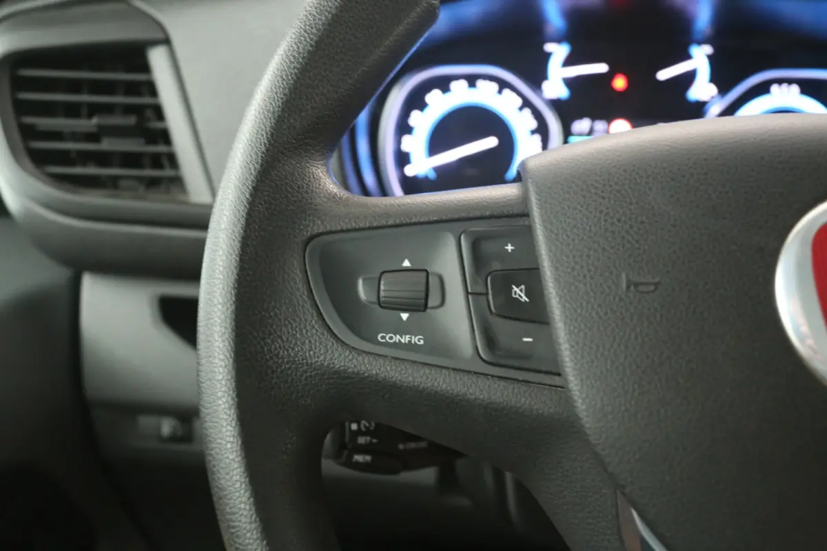 Fiat e-Scudo 75 kWh L3H1 | Snelladen | SOH 93% | Clima | Camera | 3 Zits | Carplay | Cruise | Parkeersens.