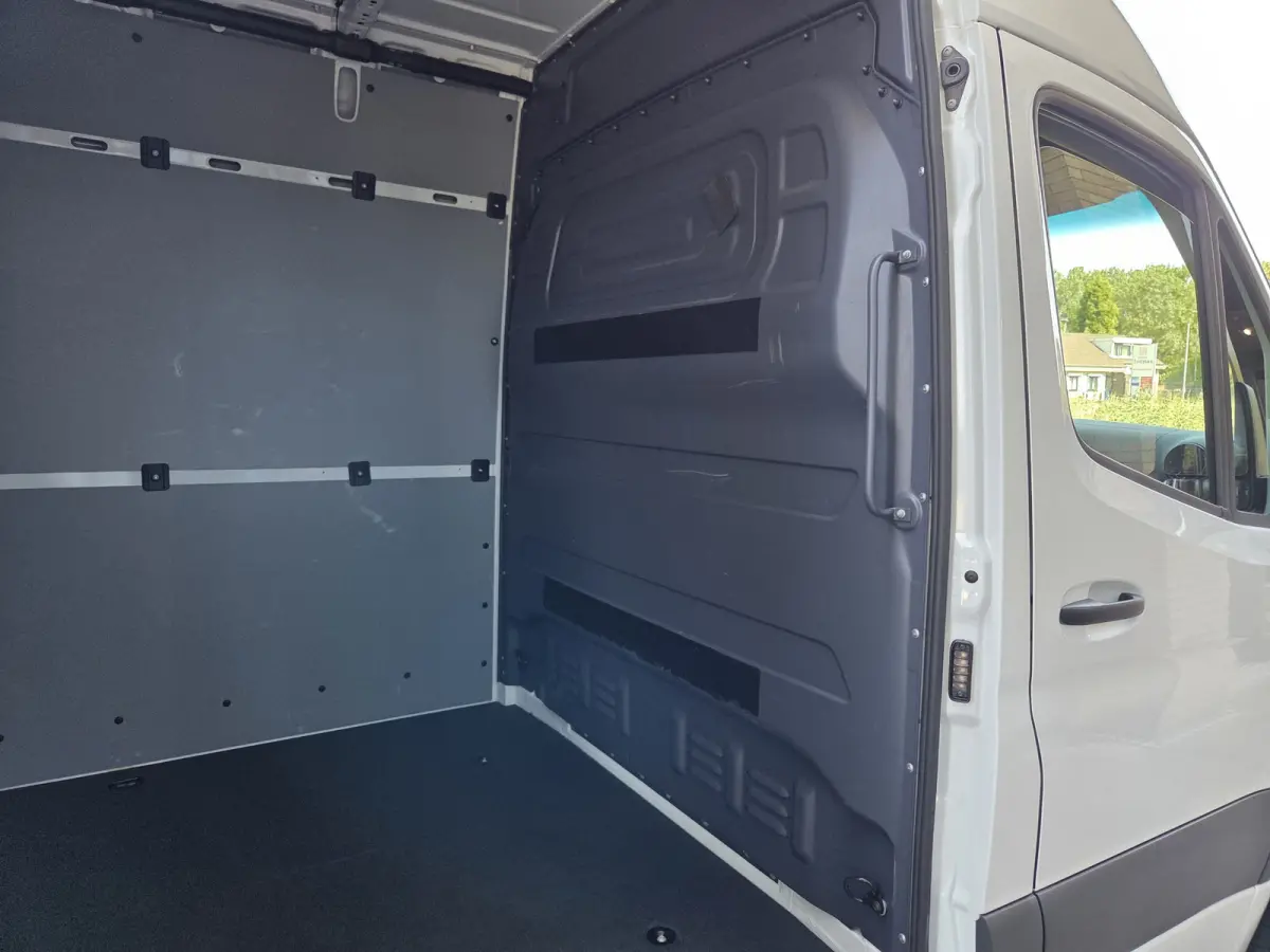 eSprinter L2H2 55 kWh Airco Achteruitrijcamera 270 gr doordraai deuren