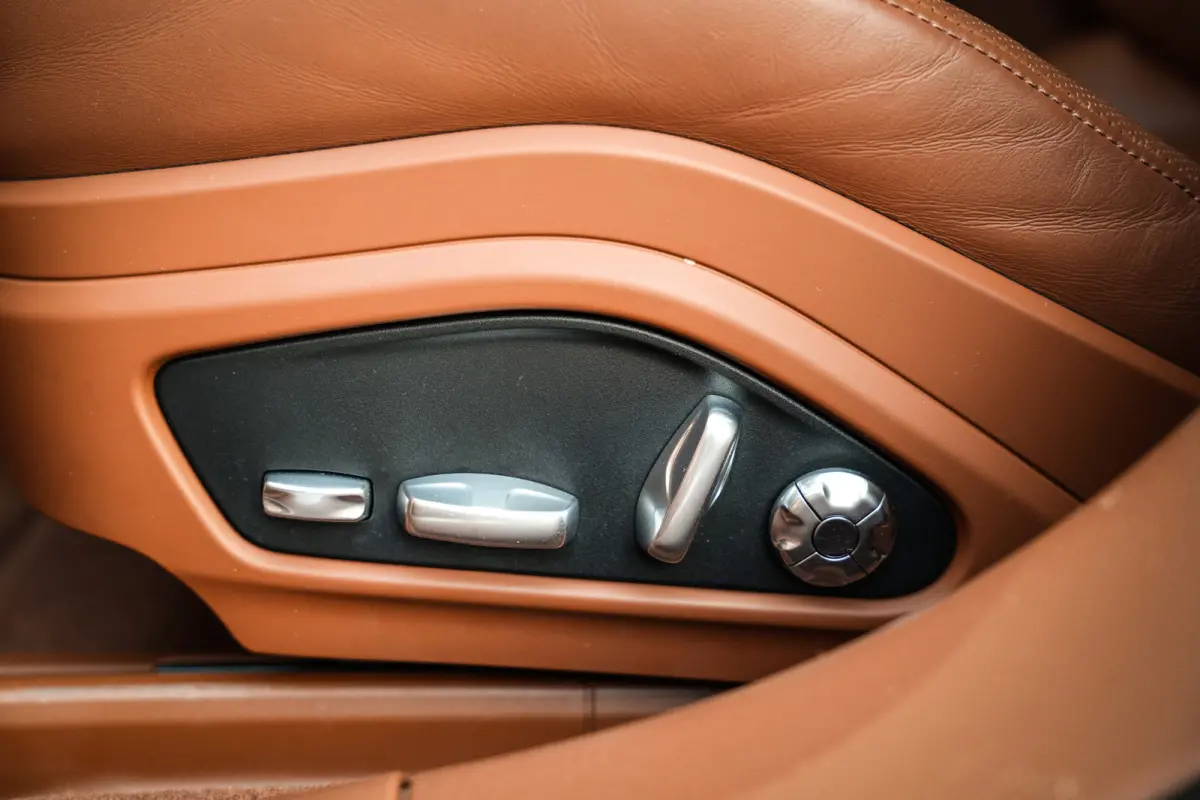 2.9 4 E-Hybrid Facelift | Panoramadak | HUD | Stoelventilatie | Leder | PDLS | Apple CarPlay |