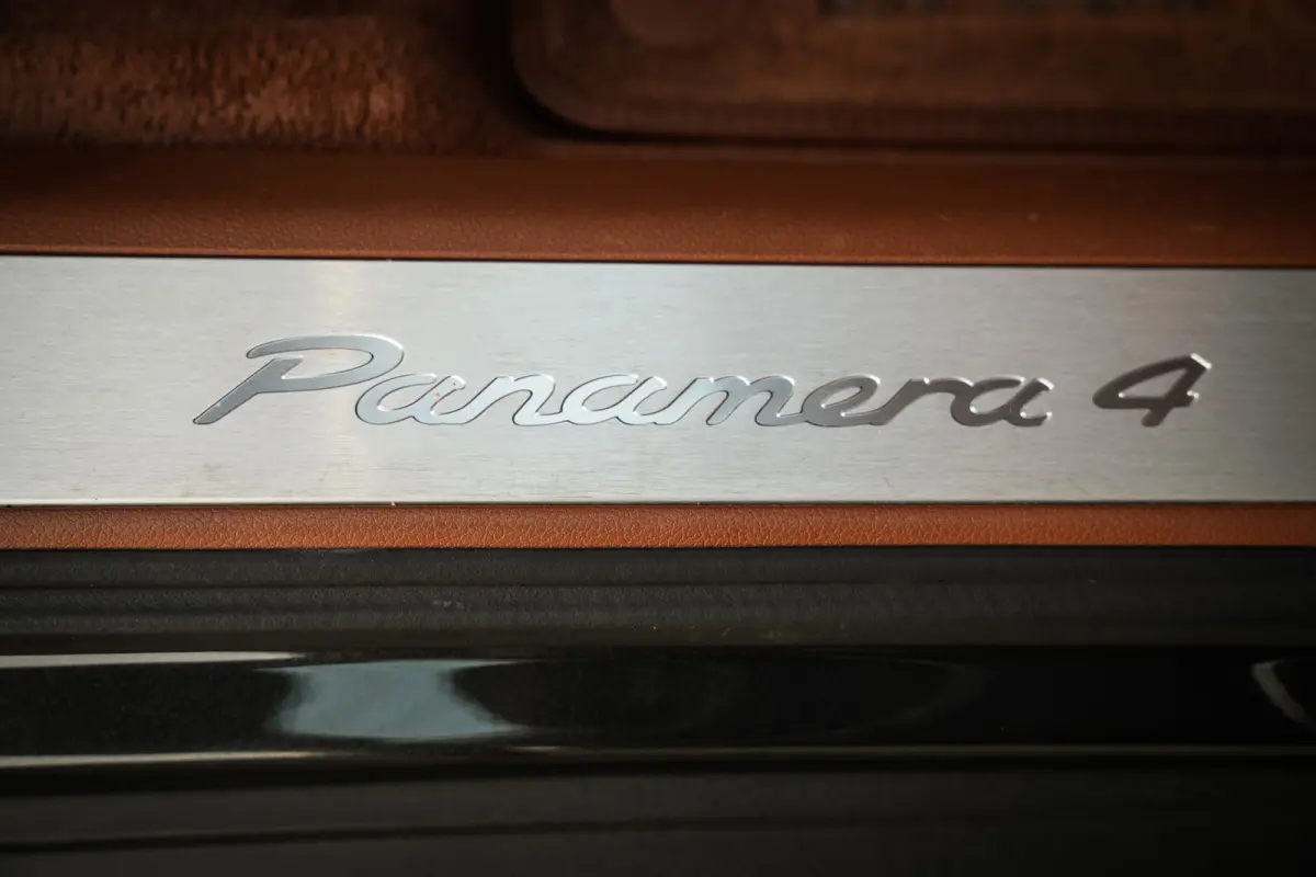 2.9 4 E-Hybrid Facelift | Panoramadak | HUD | Stoelventilatie | Leder | PDLS | Apple CarPlay |