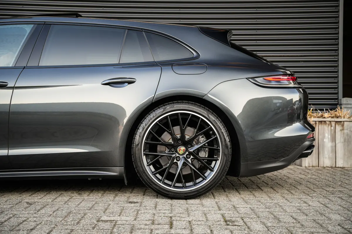 2.9 4 E-Hybrid Facelift | Panoramadak | HUD | Stoelventilatie | Leder | PDLS | Apple CarPlay |