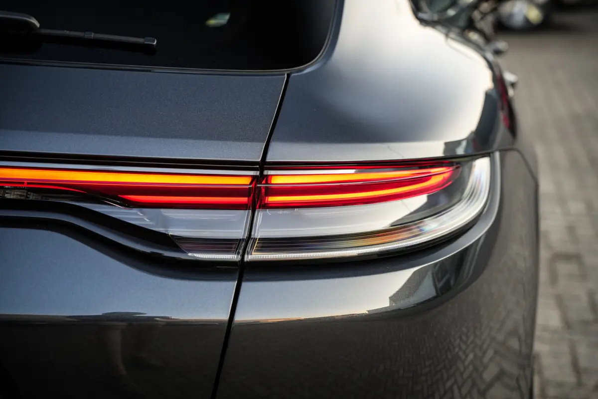 2.9 4 E-Hybrid Facelift | Panoramadak | HUD | Stoelventilatie | Leder | PDLS | Apple CarPlay |