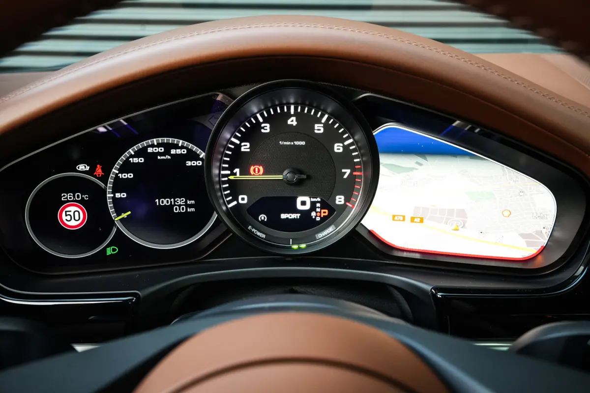 2.9 4 E-Hybrid Facelift | Panoramadak | HUD | Stoelventilatie | Leder | PDLS | Apple CarPlay |
