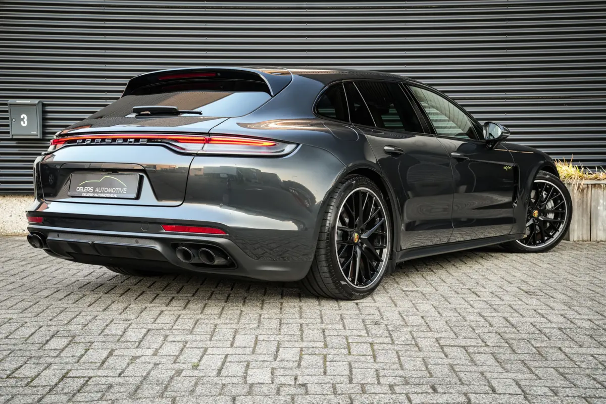 2.9 4 E-Hybrid Facelift | Panoramadak | HUD | Stoelventilatie | Leder | PDLS | Apple CarPlay |