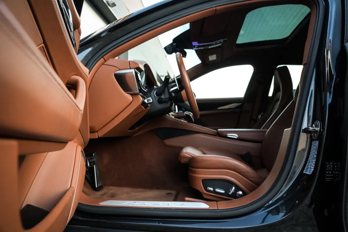 2.9 4 E-Hybrid Facelift | Panoramadak | HUD | Stoelventilatie | Leder | PDLS | Apple CarPlay |