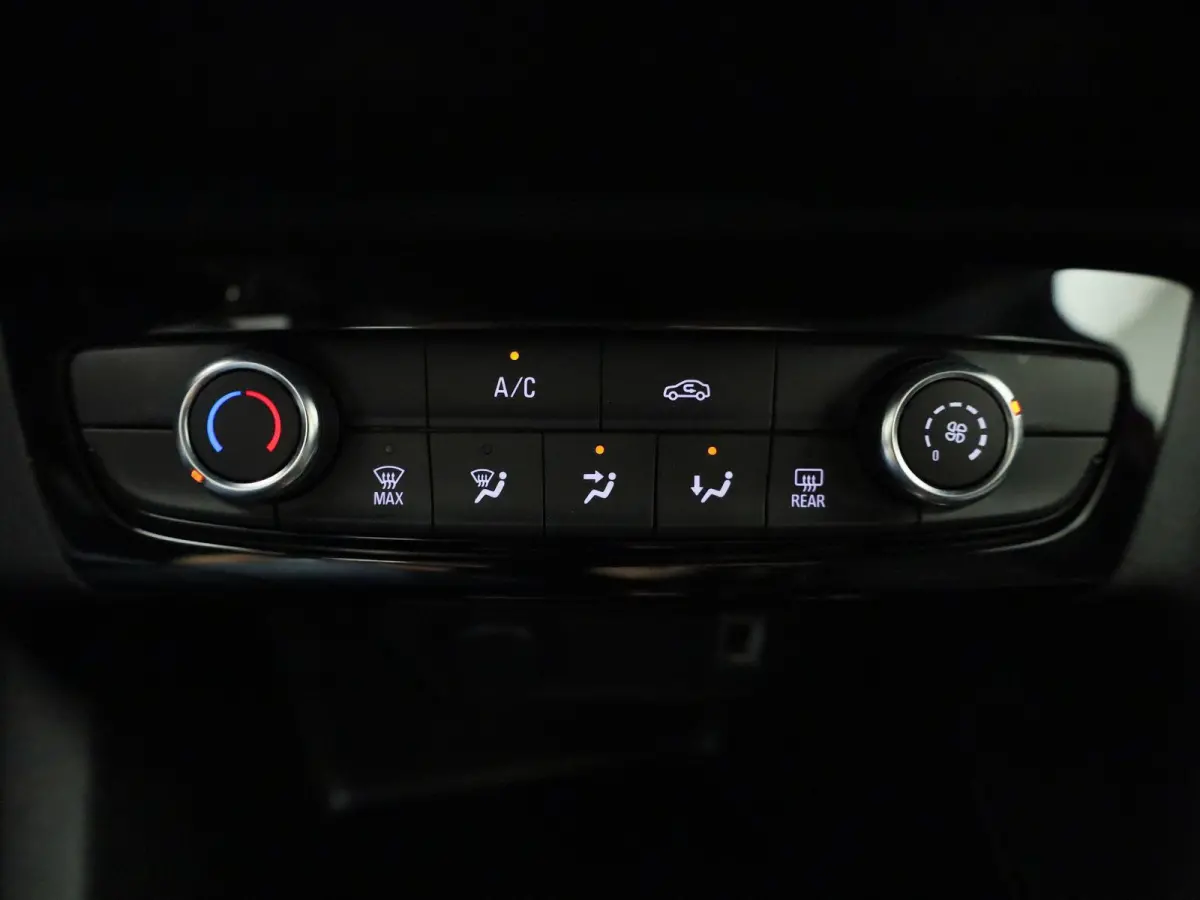 1.2 Level 2 AUTOMAAT | AIRCO | APPLE CARPLAY/ANDROID AUTO | CRUISE CONTROL