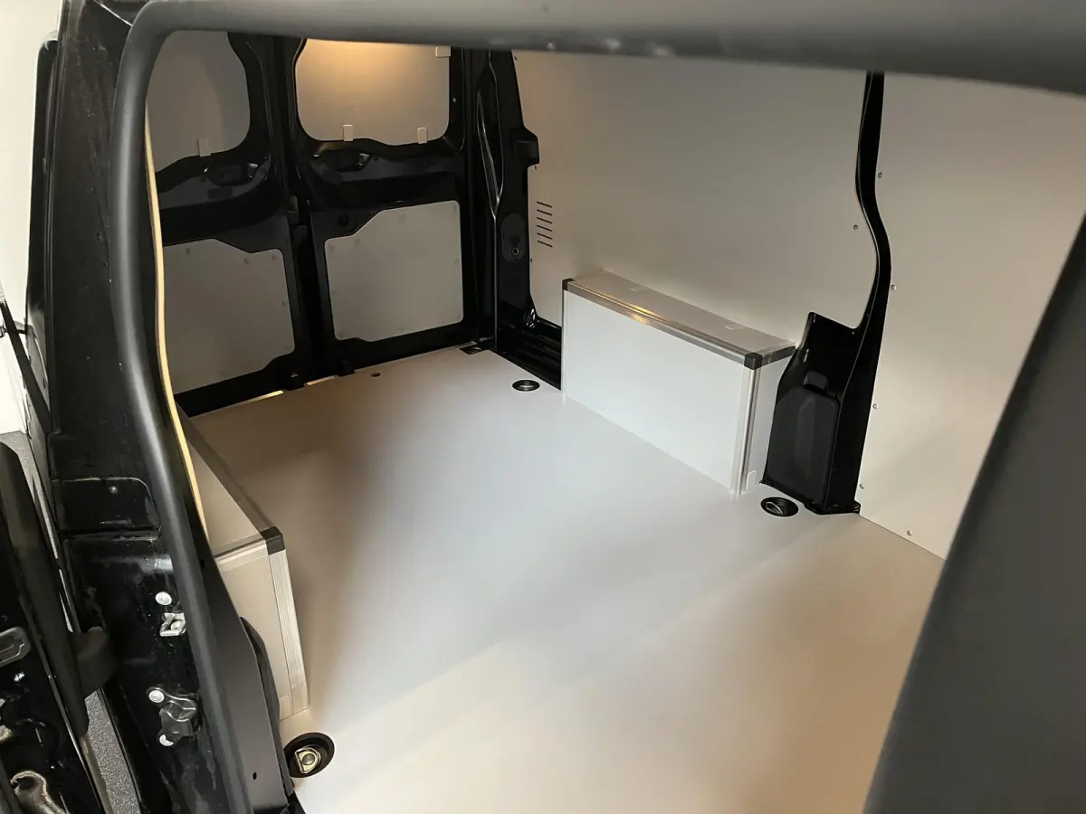 Long Premium 75 kWh 3-zits Automaat Airco Navigatie