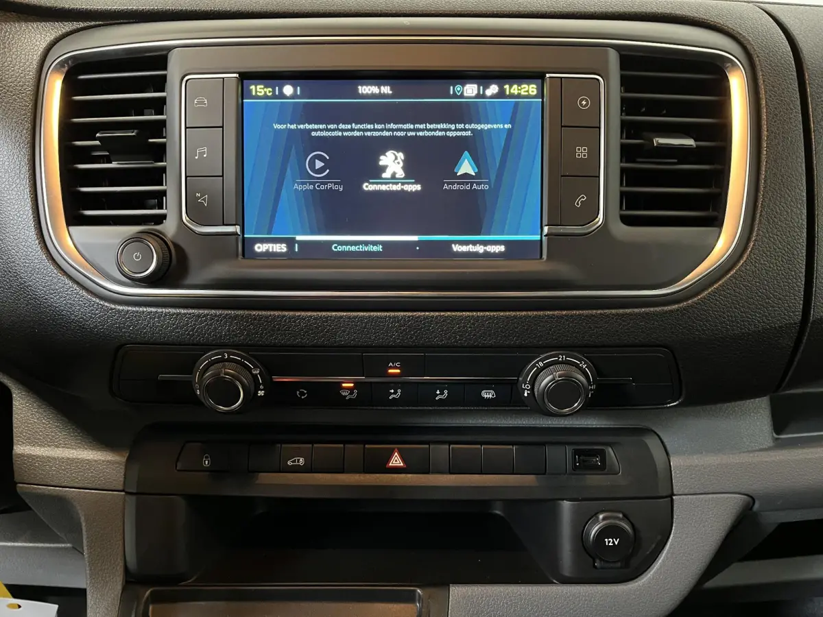 Long Premium 75 kWh 3-zits Automaat Airco Navigatie