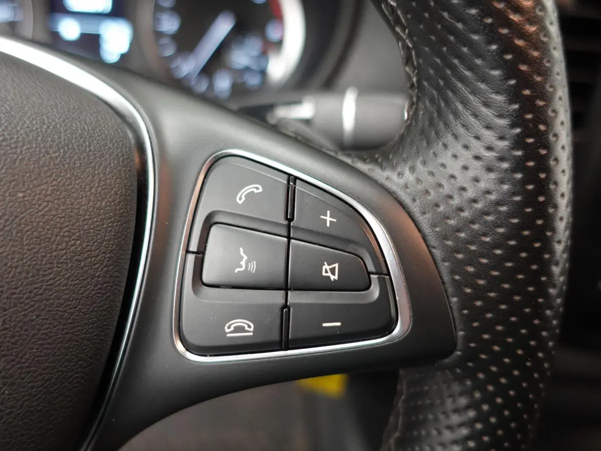 114 CDI Lang Automaat Airco Bluetooth Camera Trekhaak Navigatie Cruise Control Carplay