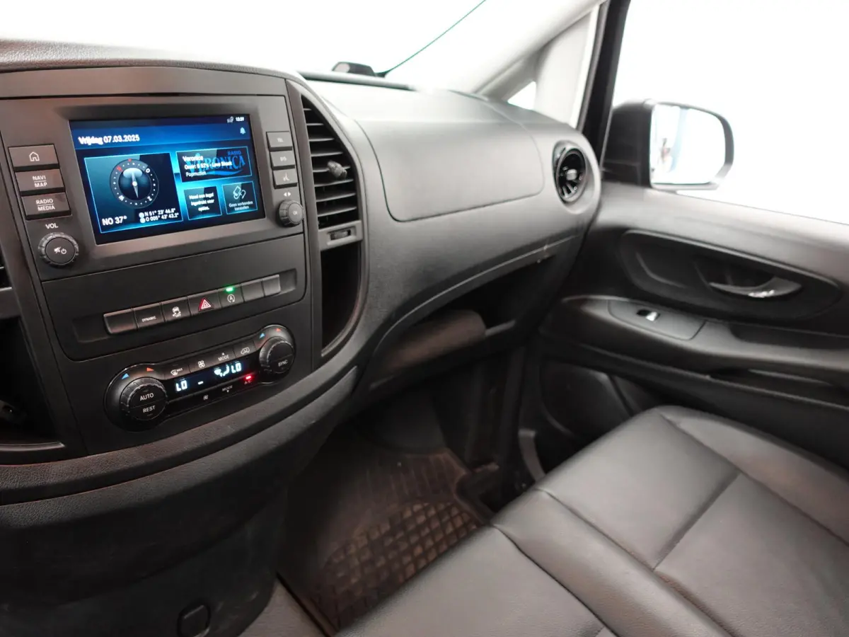 114 CDI Lang Automaat Airco Bluetooth Camera Trekhaak Navigatie Cruise Control Carplay