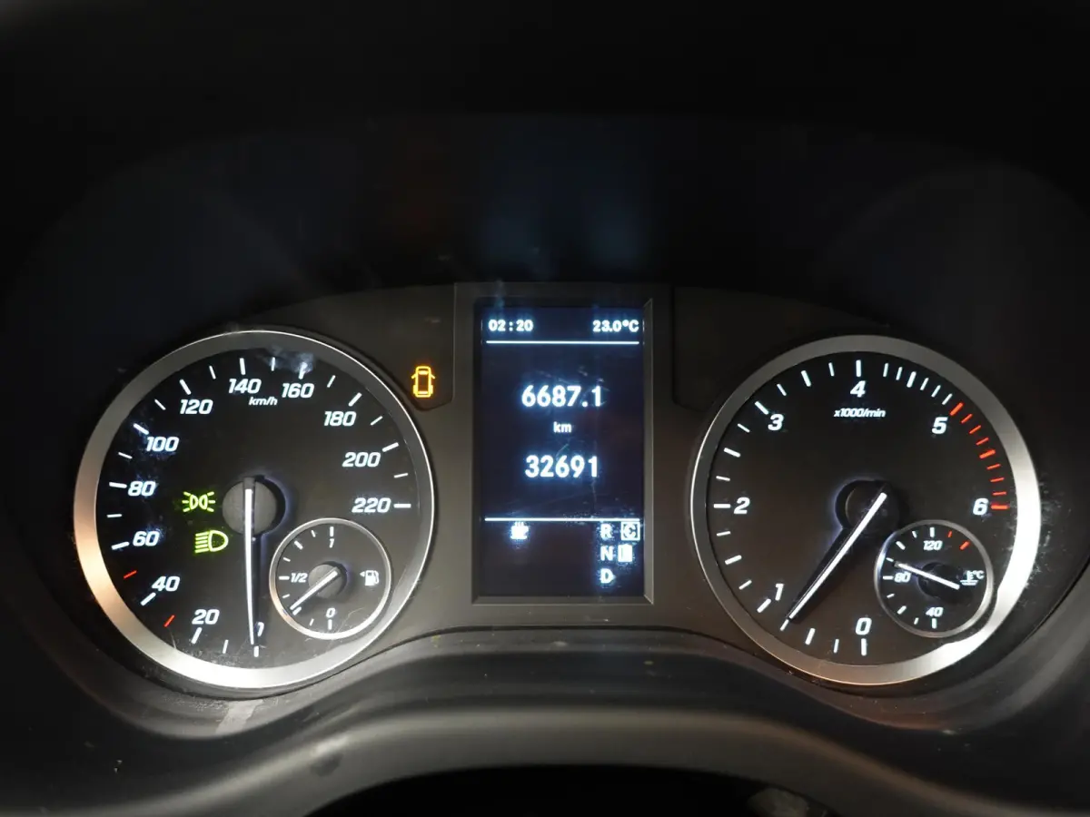 114 CDI Lang Automaat Airco Bluetooth Camera Trekhaak Navigatie Cruise Control Carplay