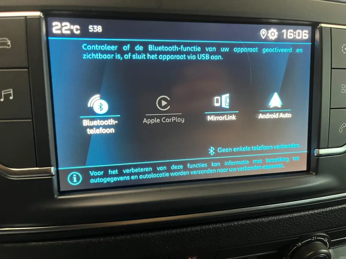 2.0 BlueHDI 145 Standard Premium Airco Navi Cruise Control Sidebars PDC VA + Camera DAB+