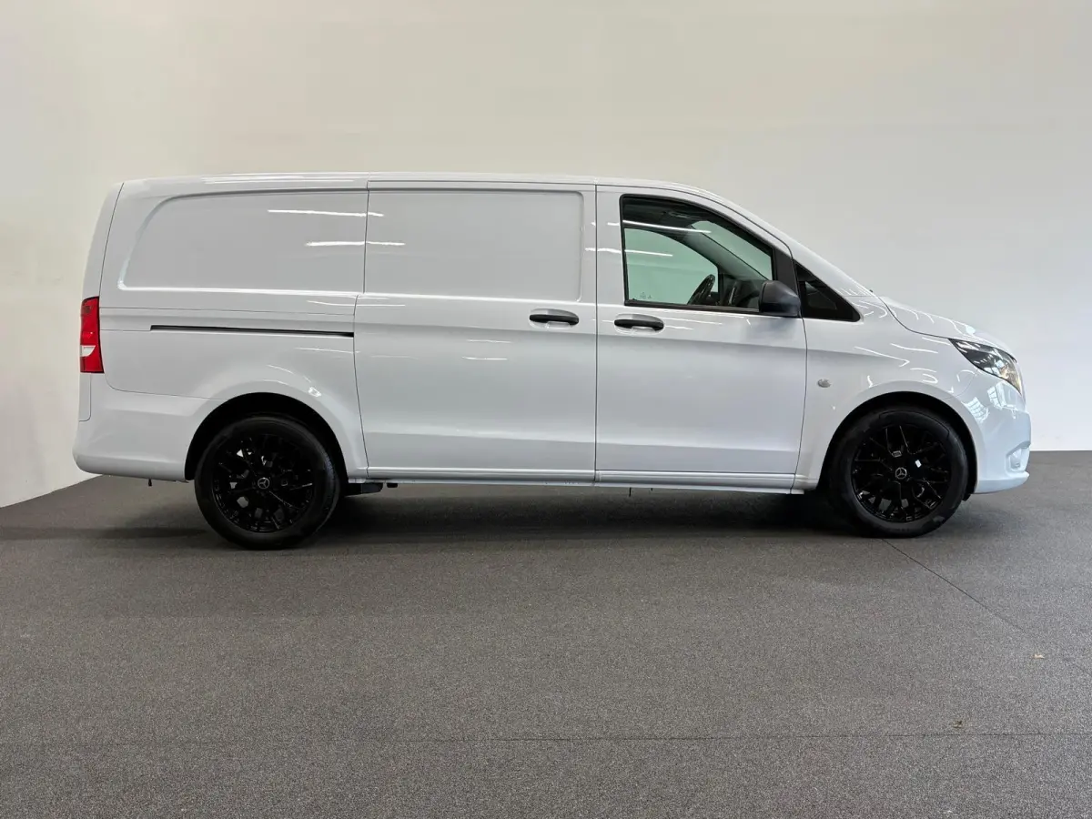 110 CDI Lang Airco Bluetooth App-connect trekhaak