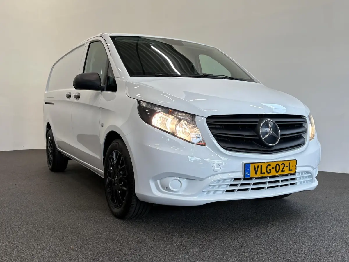 110 CDI Lang Airco Bluetooth App-connect trekhaak